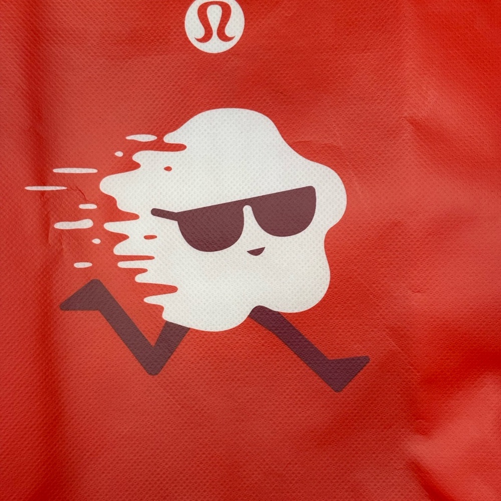 Lululemon Small Tote Bag RARE only available in London UK Flagship Store NEW - Picture 4 of 8